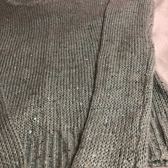 Green Sequins Sweater - Picture 3 of 7